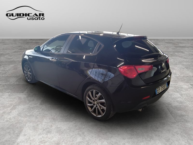 GuidiCar - ALFA ROMEO Giulietta 2013 Giulietta 1.4 t. Giulietta 120cv Usato